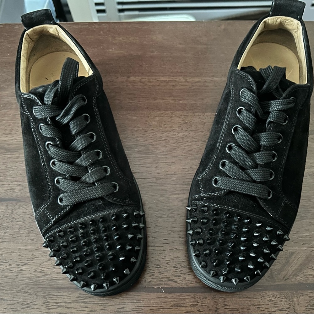 Black of Christian Louboutin shade sneakers for men. Size 40.5 EU